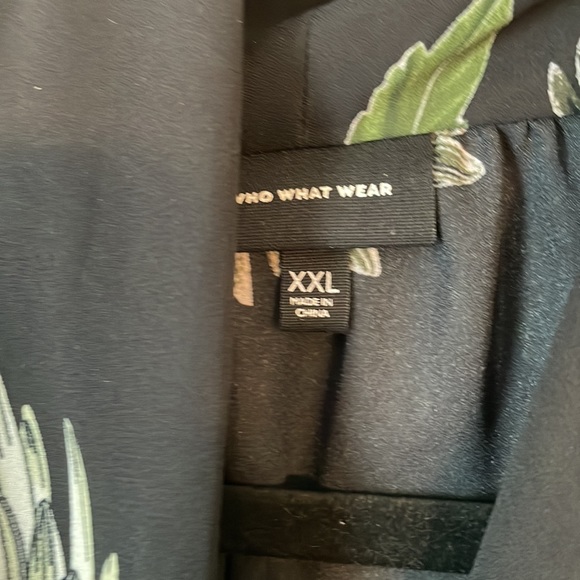 WWW Blouse - Picture 2 of 2